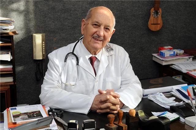 Dr